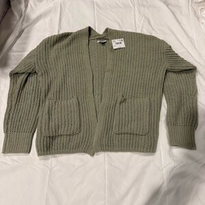 NWT-American Eagle Outfitters Olive Knit Cardigan